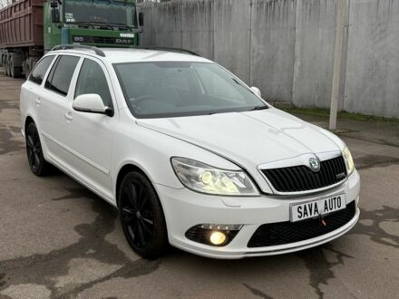 Белый Шкода Октавия, объемом двигателя 2 л и пробегом 148 тыс. км за 4200 $, фото 1 на Automoto.ua