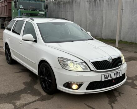 Белый Шкода Октавия, объемом двигателя 2 л и пробегом 148 тыс. км за 4200 $, фото 1 на Automoto.ua