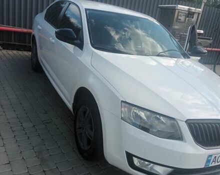 Білий Шкода Октавія, об'ємом двигуна 1.6 л та пробігом 259 тис. км за 8000 $, фото 1 на Automoto.ua