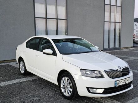 Белый Шкода Октавия, объемом двигателя 2 л и пробегом 283 тыс. км за 10000 $, фото 1 на Automoto.ua
