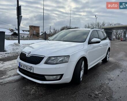 Білий Шкода Октавія, об'ємом двигуна 1.6 л та пробігом 335 тис. км за 8500 $, фото 1 на Automoto.ua