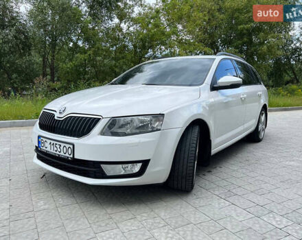 Белый Шкода Октавия, объемом двигателя 1.6 л и пробегом 330 тыс. км за 8200 $, фото 1 на Automoto.ua