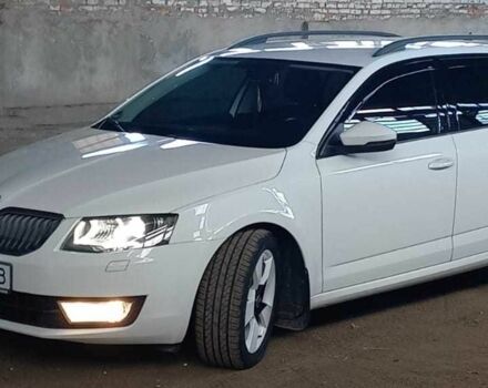 Белый Шкода Октавия, объемом двигателя 2 л и пробегом 242 тыс. км за 12300 $, фото 1 на Automoto.ua