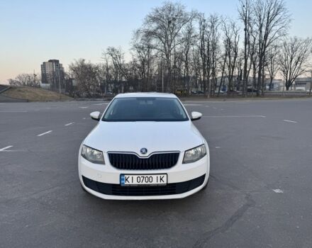 Белый Шкода Октавия, объемом двигателя 1.6 л и пробегом 350 тыс. км за 10300 $, фото 1 на Automoto.ua