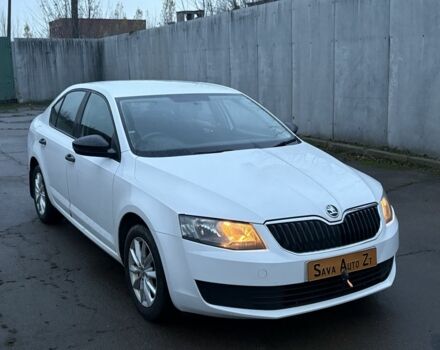 Белый Шкода Октавия, объемом двигателя 1.2 л и пробегом 122 тыс. км за 4300 $, фото 1 на Automoto.ua