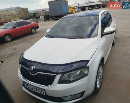 Белый Шкода Октавия, объемом двигателя 1.6 л и пробегом 347 тыс. км за 7950 $, фото 1 на Automoto.ua