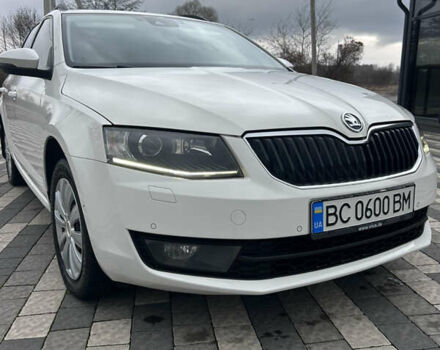 Белый Шкода Октавия, объемом двигателя 1.97 л и пробегом 240 тыс. км за 11200 $, фото 1 на Automoto.ua