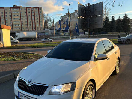 Белый Шкода Октавия, объемом двигателя 1.4 л и пробегом 265 тыс. км за 9700 $, фото 1 на Automoto.ua