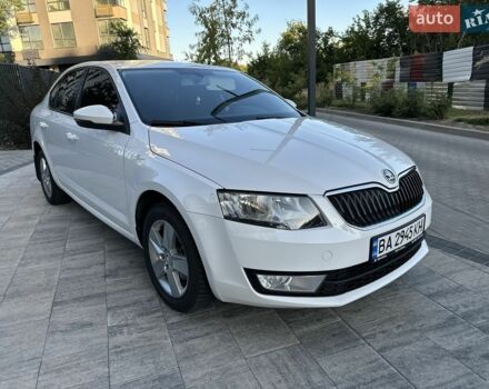Белый Шкода Октавия, объемом двигателя 1.4 л и пробегом 163 тыс. км за 10200 $, фото 1 на Automoto.ua