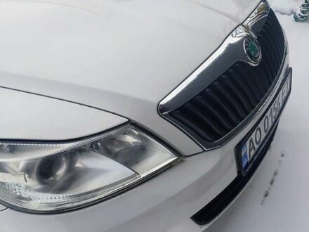 Білий Шкода Октавія, об'ємом двигуна 1.6 л та пробігом 330 тис. км за 7800 $, фото 1 на Automoto.ua