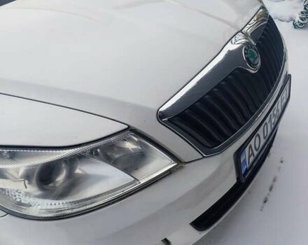 Білий Шкода Октавія, об'ємом двигуна 1.6 л та пробігом 330 тис. км за 7800 $, фото 1 на Automoto.ua