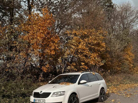 Шкода Октавия 2013 в Дубно на Automoto.ua Белый Шкода Октавия, объемом двигателя 1.6 л и пробегом 320 тыс. км за 10000 $, фото 1 на Automoto.ua