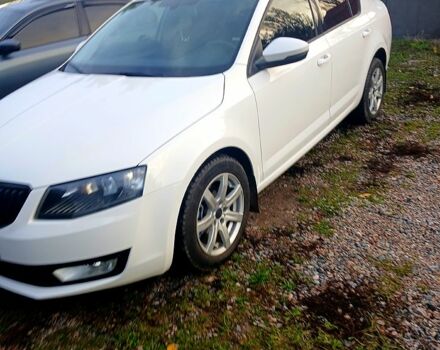 Белый Шкода Октавия, объемом двигателя 1.6 л и пробегом 27500 тыс. км за 11000 $, фото 1 на Automoto.ua