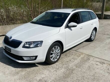 Шкода Октавия 2014 в Киеве на Automoto.ua Белый Шкода Октавия, объемом двигателя 1.8 л и пробегом 204 тыс. км за 10500 $, фото 1 на Automoto.ua