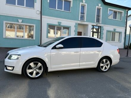 Шкода Октавия 2014 в Каменце-Подольском на Automoto.ua Белый Шкода Октавия, объемом двигателя 1.6 л и пробегом 180 тыс. км за 10700 $, фото 1 на Automoto.ua