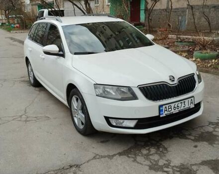 Белый Шкода Октавия, объемом двигателя 1.8 л и пробегом 309 тыс. км за 11800 $, фото 1 на Automoto.ua
