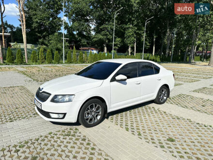 Белый Шкода Октавия, объемом двигателя 1.2 л и пробегом 151 тыс. км за 11000 $, фото 1 на Automoto.ua