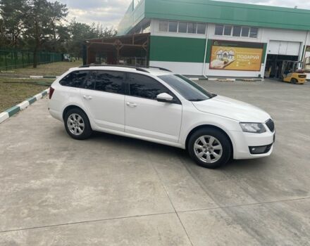 Білий Шкода Октавія, об'ємом двигуна 1.8 л та пробігом 300 тис. км за 9000 $, фото 1 на Automoto.ua