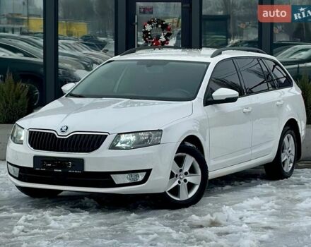 Белый Шкода Октавия, объемом двигателя 1.2 л и пробегом 260 тыс. км за 7999 $, фото 1 на Automoto.ua