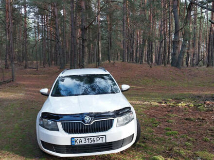 Белый Шкода Октавия, объемом двигателя 1.6 л и пробегом 340 тыс. км за 9500 $, фото 1 на Automoto.ua