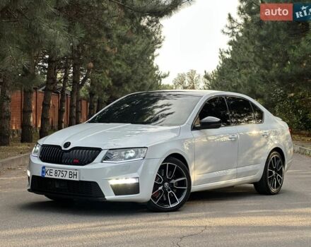 Белый Шкода Октавия, объемом двигателя 1.97 л и пробегом 220 тыс. км за 15500 $, фото 1 на Automoto.ua