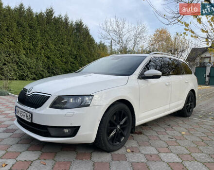 Белый Шкода Октавия, объемом двигателя 1.97 л и пробегом 353 тыс. км за 14000 $, фото 1 на Automoto.ua