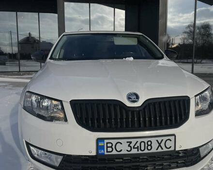 Белый Шкода Октавия, объемом двигателя 1.6 л и пробегом 264 тыс. км за 9500 $, фото 1 на Automoto.ua
