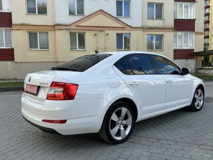 Белый Шкода Октавия, объемом двигателя 1.6 л и пробегом 180 тыс. км за 10700 $, фото 1 на Automoto.ua