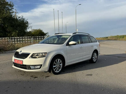 Белый Шкода Октавия, объемом двигателя 1.4 л и пробегом 197 тыс. км за 10400 $, фото 1 на Automoto.ua