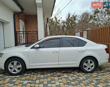 Білий Шкода Октавія, об'ємом двигуна 1.4 л та пробігом 301 тис. км за 9700 $, фото 1 на Automoto.ua