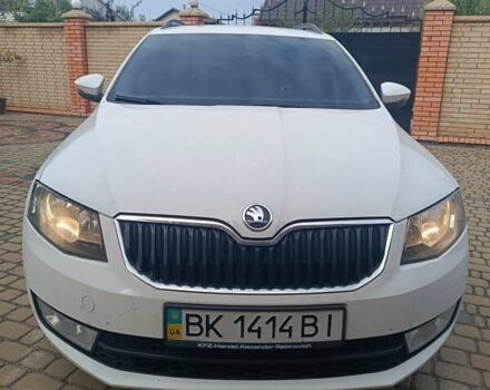 Білий Шкода Октавія, об'ємом двигуна 1.6 л та пробігом 255 тис. км за 9500 $, фото 1 на Automoto.ua