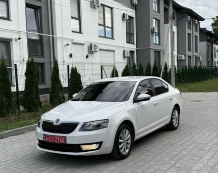 Белый Шкода Октавия, объемом двигателя 1.6 л и пробегом 270 тыс. км за 9700 $, фото 1 на Automoto.ua