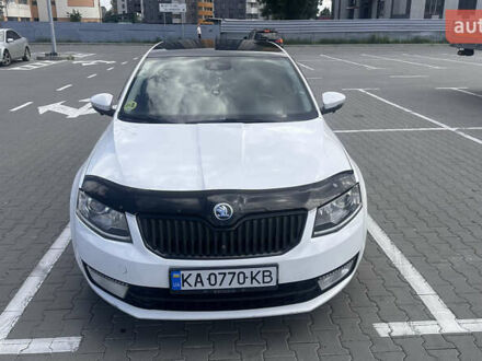Белый Шкода Октавия, объемом двигателя 1.6 л и пробегом 261 тыс. км за 10000 $, фото 1 на Automoto.ua