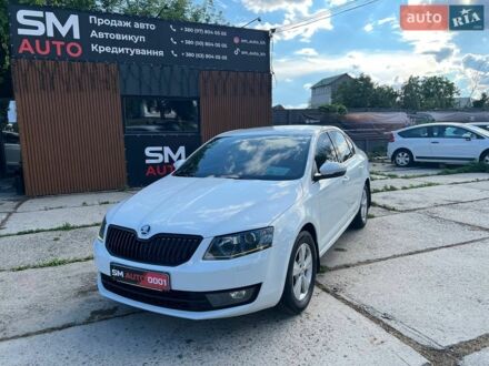 Білий Шкода Октавія, об'ємом двигуна 1.8 л та пробігом 237 тис. км за 10600 $, фото 1 на Automoto.ua