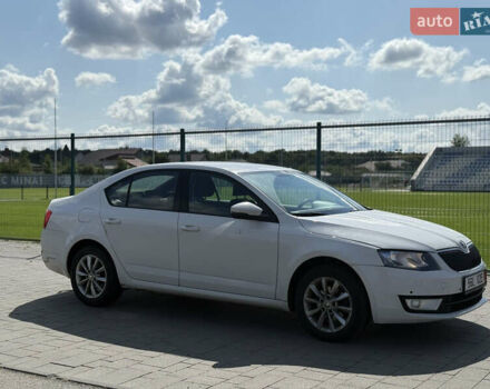 Білий Шкода Октавія, об'ємом двигуна 0 л та пробігом 270 тис. км за 10200 $, фото 1 на Automoto.ua