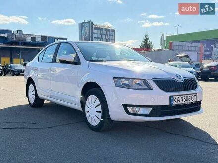 Шкода Октавия 2014 в Киеве на Automoto.ua Белый Шкода Октавия, объемом двигателя 1.4 л и пробегом 107 тыс. км за 11800 $, фото 1 на Automoto.ua