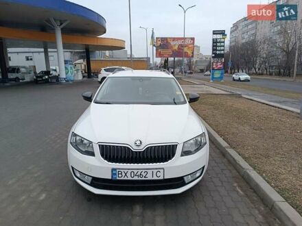 Шкода Октавия 2014 в Хмельницком на Automoto.ua Белый Шкода Октавия, объемом двигателя 1.2 л и пробегом 175 тыс. км за 9000 $, фото 1 на Automoto.ua