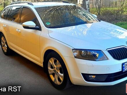 Шкода Октавия 2015 в Кропивницком (Кировограде) на Automoto.ua Белый Шкода Октавия, объемом двигателя 2 л и пробегом 264 тыс. км за 13300 $, фото 1 на Automoto.ua