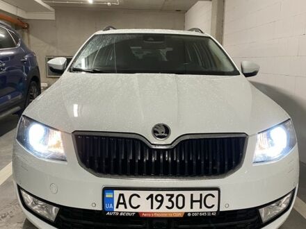 Шкода Октавия 2015 в Запорожье на Automoto.ua Белый Шкода Октавия, объемом двигателя 1.6 л и пробегом 223 тыс. км за 12873 $, фото 1 на Automoto.ua