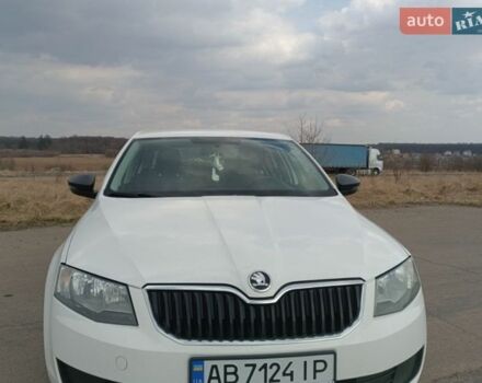 Белый Шкода Октавия, объемом двигателя 1.6 л и пробегом 284 тыс. км за 9500 $, фото 1 на Automoto.ua