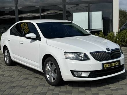 Белый Шкода Октавия, объемом двигателя 2 л и пробегом 292 тыс. км за 11999 $, фото 1 на Automoto.ua