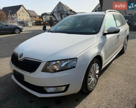 Белый Шкода Октавия, объемом двигателя 2 л и пробегом 203 тыс. км за 12700 $, фото 1 на Automoto.ua