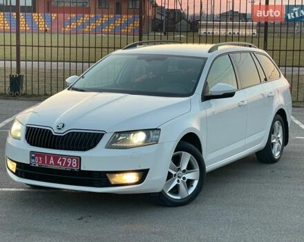 Белый Шкода Октавия, объемом двигателя 2 л и пробегом 238 тыс. км за 12800 $, фото 1 на Automoto.ua