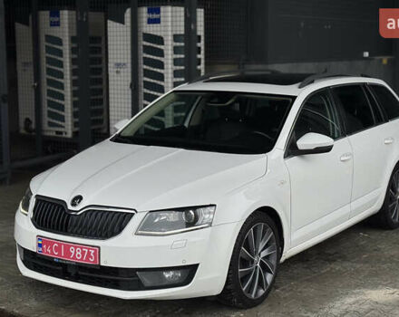 Белый Шкода Октавия, объемом двигателя 2 л и пробегом 286 тыс. км за 12500 $, фото 1 на Automoto.ua