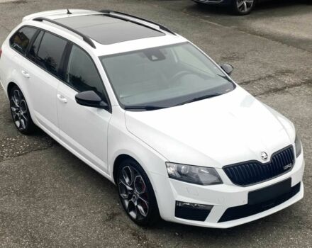 Белый Шкода Октавия, объемом двигателя 2 л и пробегом 74 тыс. км за 6000 $, фото 1 на Automoto.ua