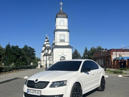 Шкода Октавия 2015 в Днепре (Днепропетровске) на Automoto.ua Белый Шкода Октавия, объемом двигателя 2 л и пробегом 326 тыс. км за 11800 $, фото 1 на Automoto.ua