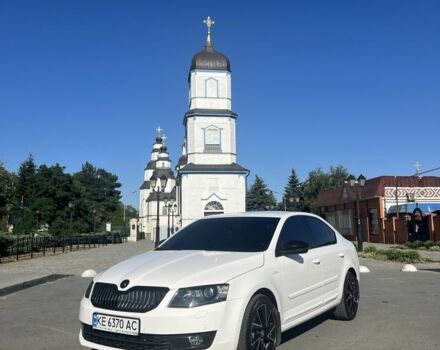 Білий Шкода Октавія, об'ємом двигуна 2 л та пробігом 326 тис. км за 12850 $, фото 1 на Automoto.ua