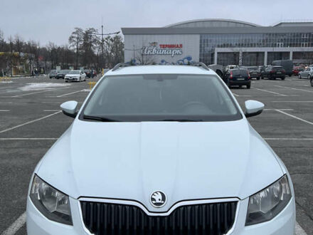Шкода Октавия 2015 в Броварах на Automoto.ua Белый Шкода Октавия, объемом двигателя 1.6 л и пробегом 279 тыс. км за 11400 $, фото 1 на Automoto.ua
