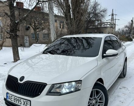 Белый Шкода Октавия, объемом двигателя 1.6 л и пробегом 222 тыс. км за 9500 $, фото 1 на Automoto.ua