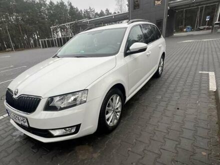 Белый Шкода Октавия, объемом двигателя 1.6 л и пробегом 305 тыс. км за 11400 $, фото 1 на Automoto.ua